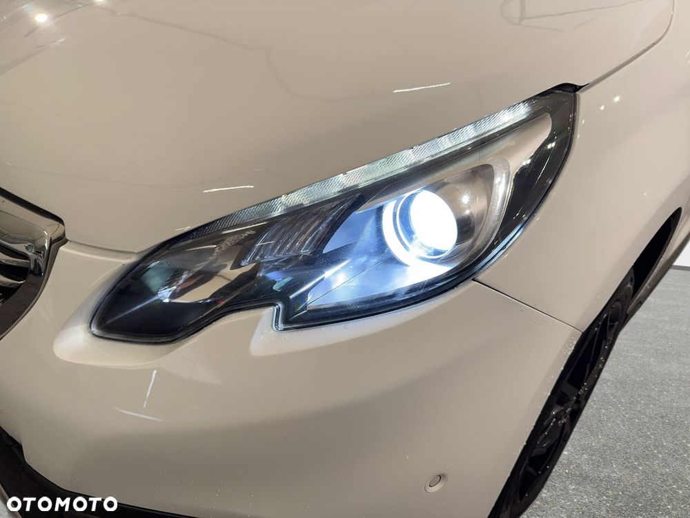 Peugeot 2008 - 10
