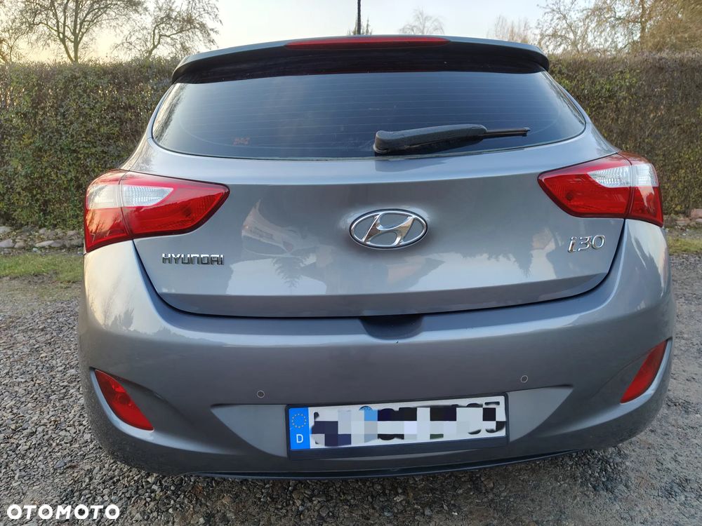 Hyundai i30 i30cw 1.4 Fifa World Cup Edition - 12