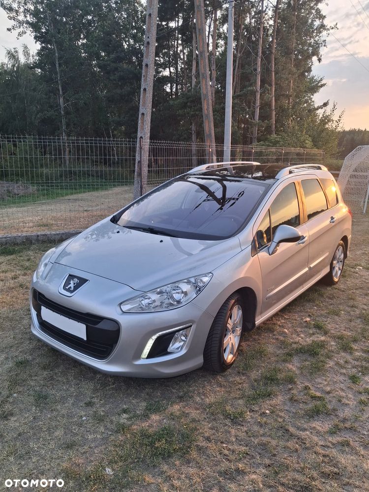 Peugeot 308 - 1