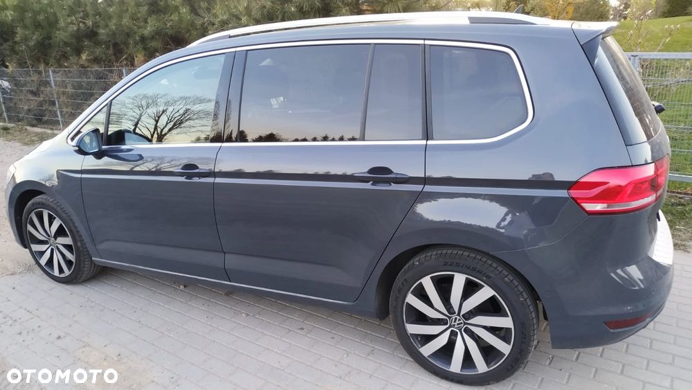 Volkswagen Touran 2.0 TDI SCR DSG Highline - 6
