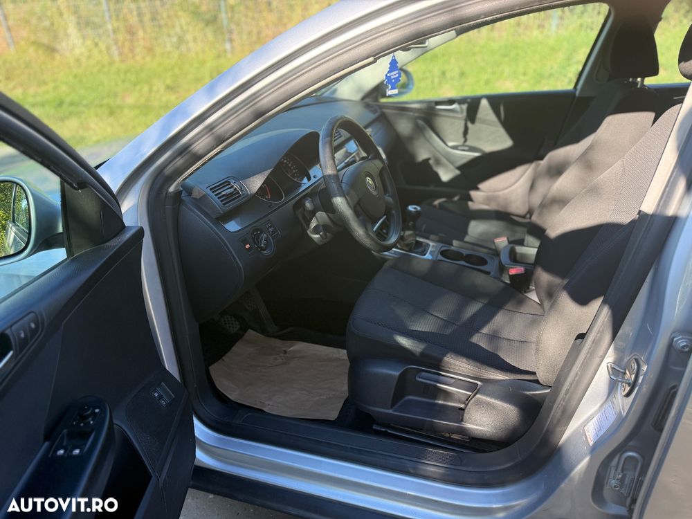 Volkswagen Passat Variant 1.6 TDI BlueMotion Technology Trendline - 5