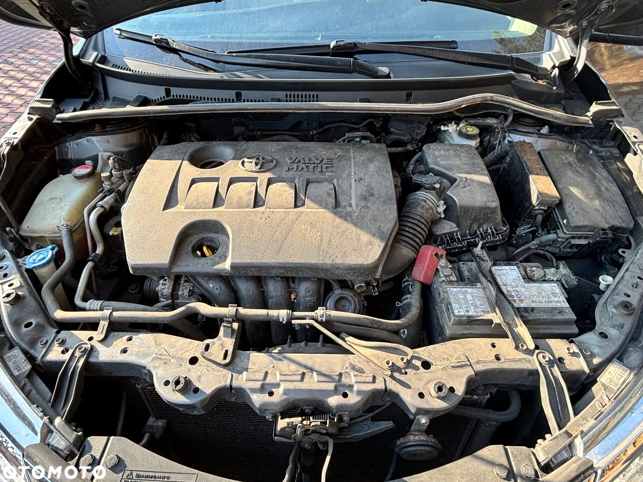 Toyota Corolla 1.6 Premium - 4