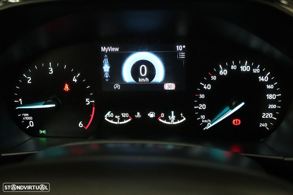 Ford Focus 1.5 TDCi ECOBlue ST-Line - 16