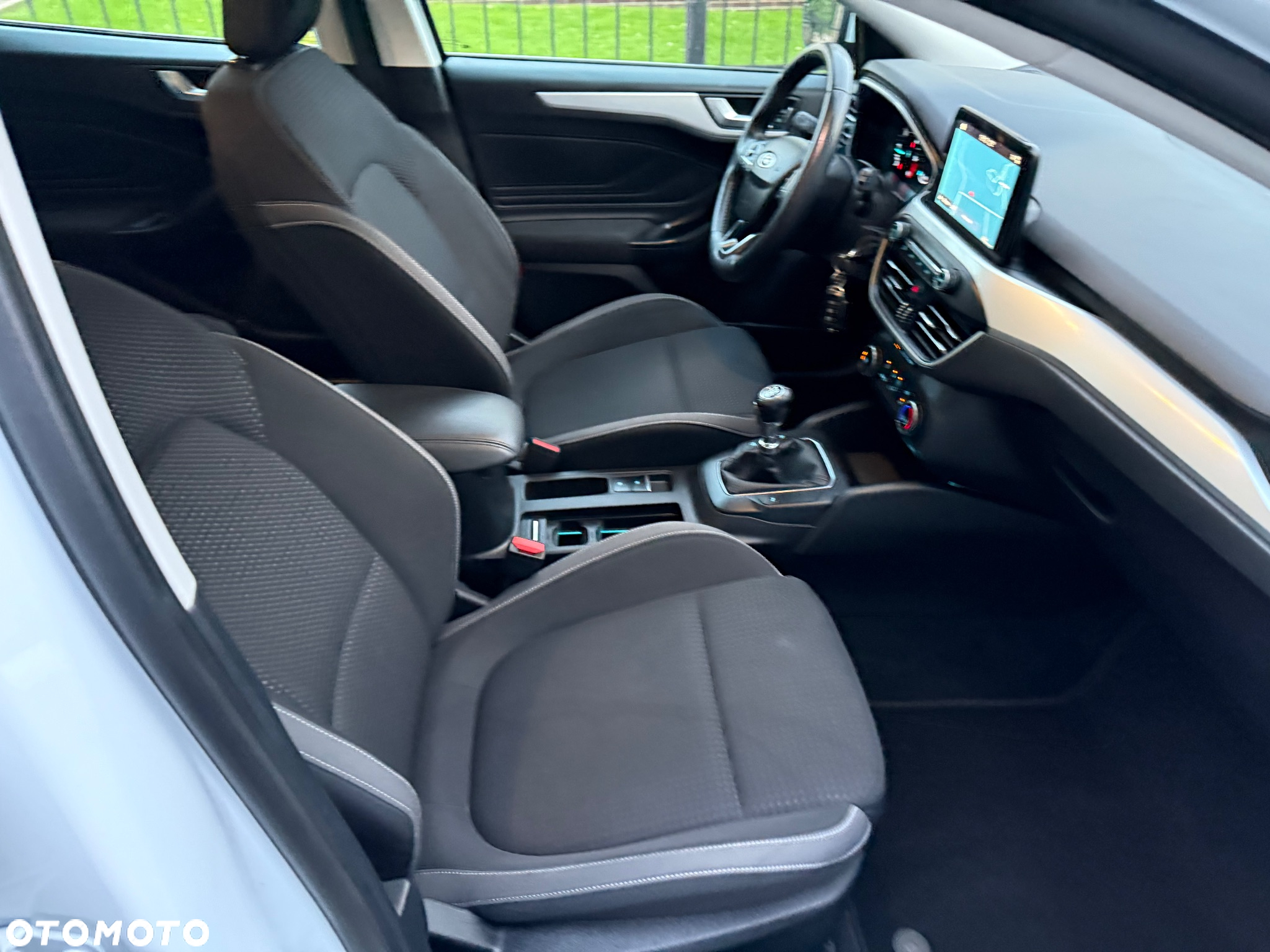 Ford Focus Turnier 1.5 EcoBlue Start-Stopp-System TREND - 16