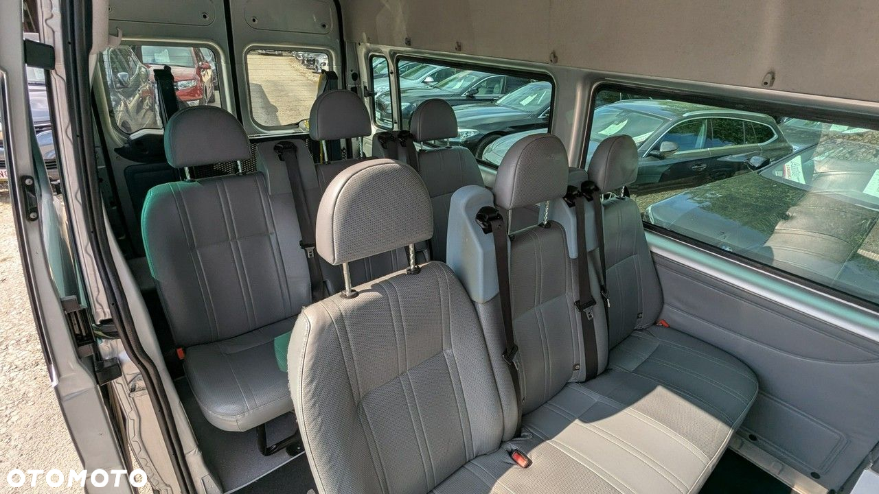 Ford Transit - 13