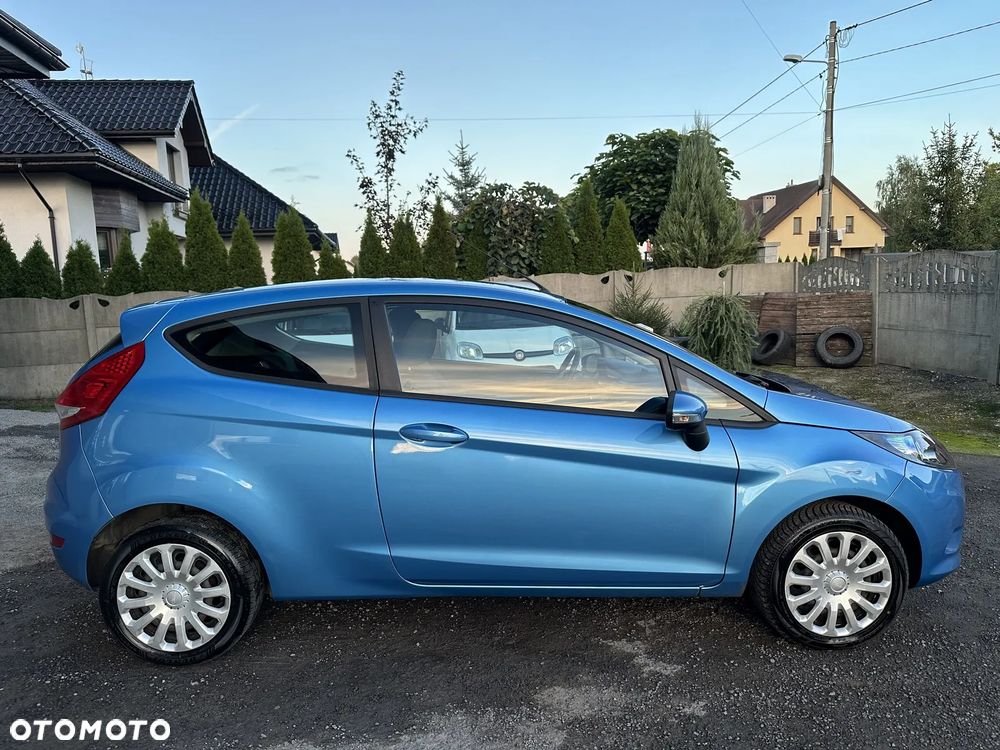 Ford Fiesta - 9