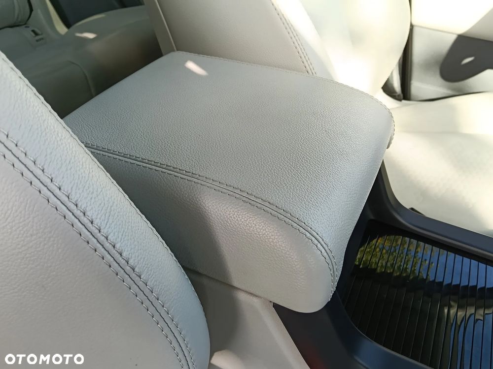 Land Rover Discovery Sport Si4 HSE - 18