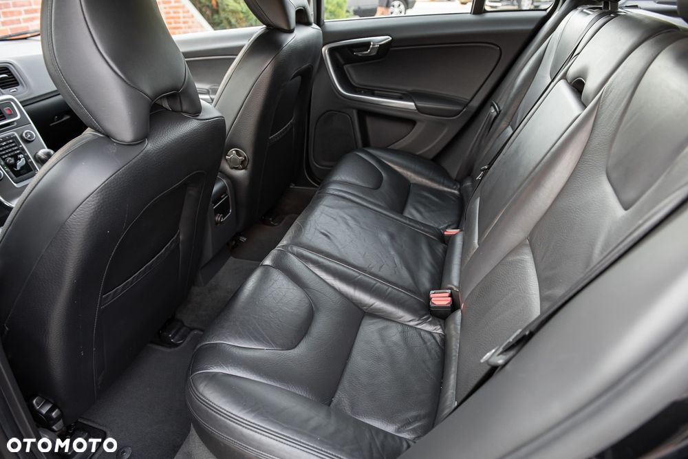 Volvo V60 - 24