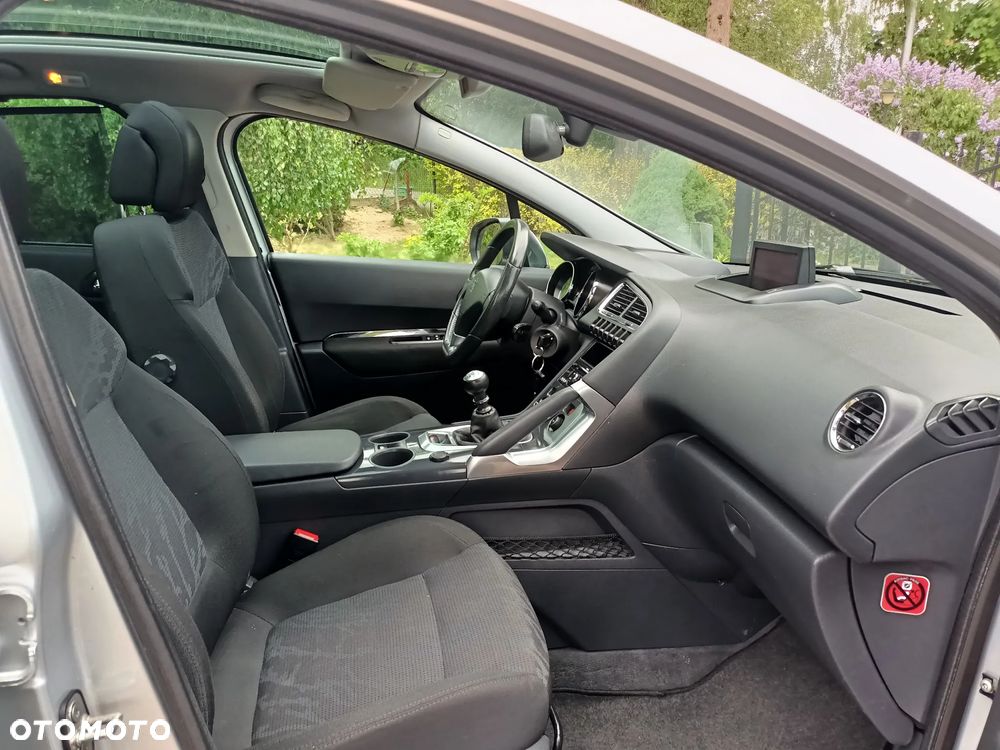 Peugeot 3008 - 23