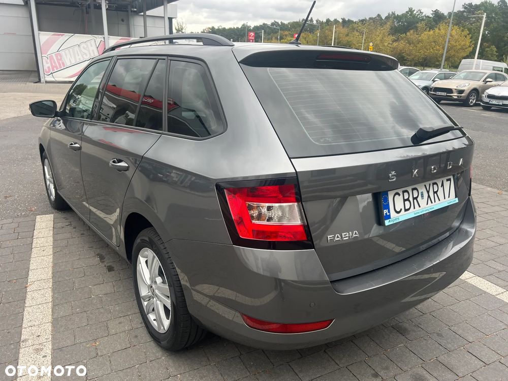 Skoda Fabia 1.0 TSI Ambition - 5