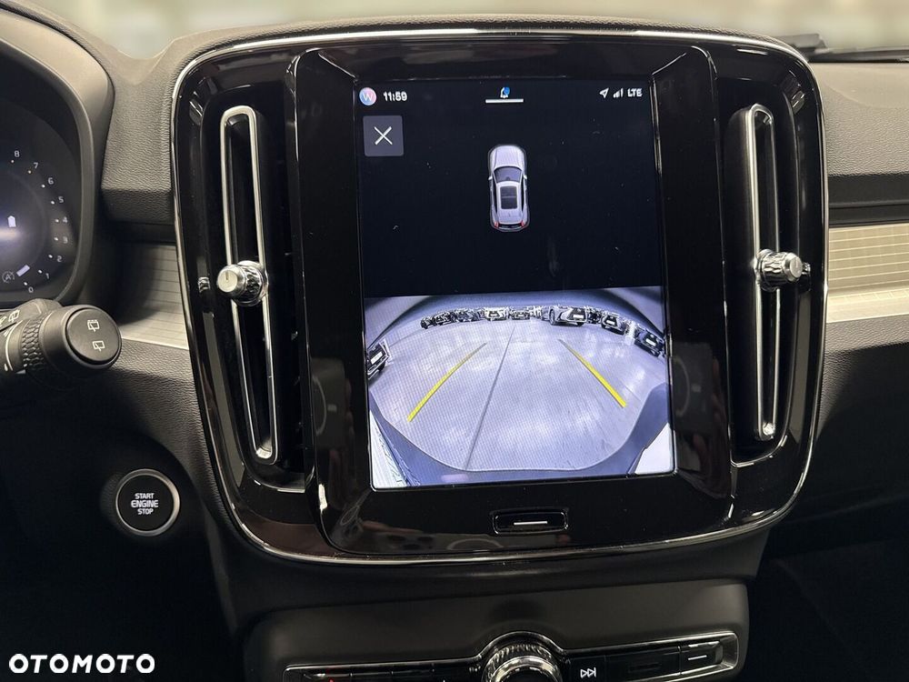 Volvo XC 40 B3 Core - 21