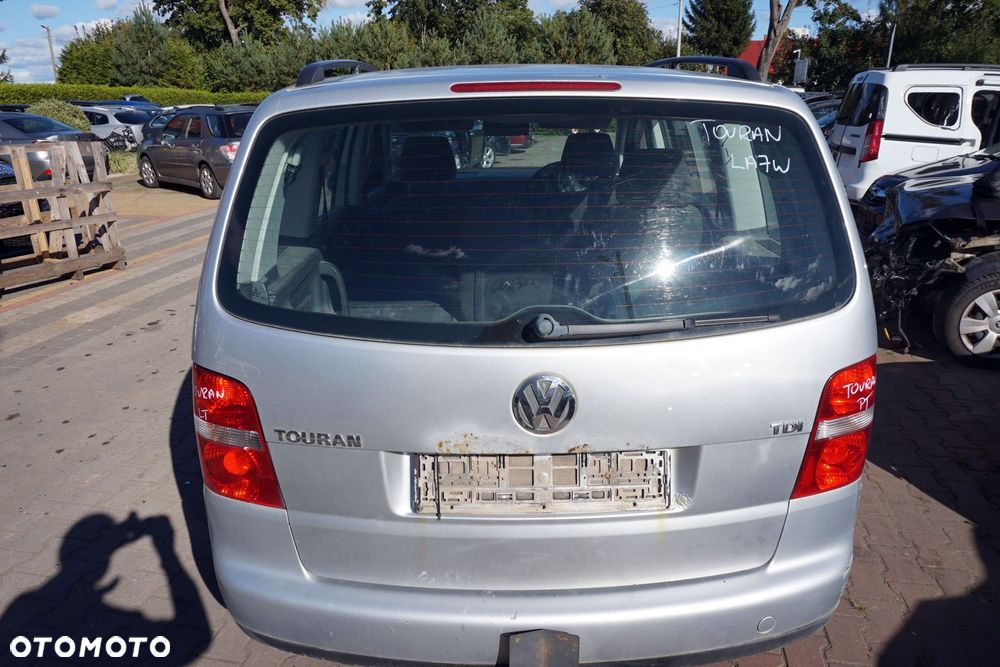 KLAPA BAGAŻNIKA TYLNA TOURAN I 1T LA7W  SREBRNY VOLKSWAGEN 2003-2006 - 1