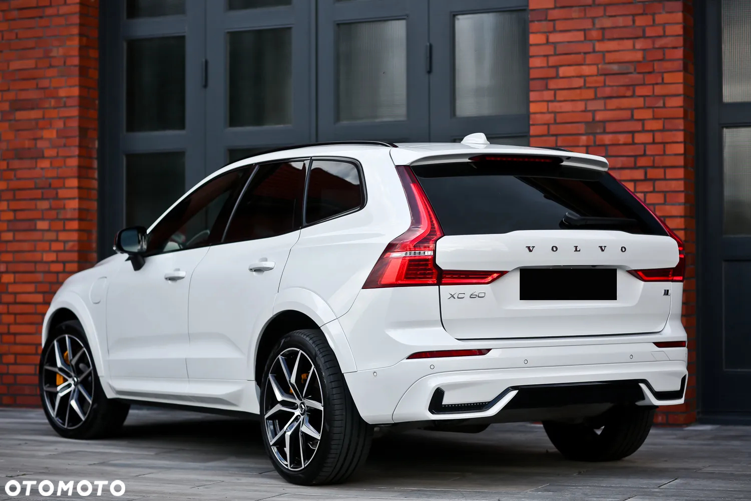 Volvo XC 60 T8 Plug-In Hybrid AWD Polestar Engineered - 10