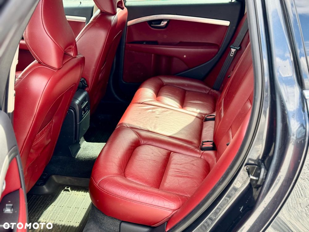 Volvo V70 2.5T Summum - 24