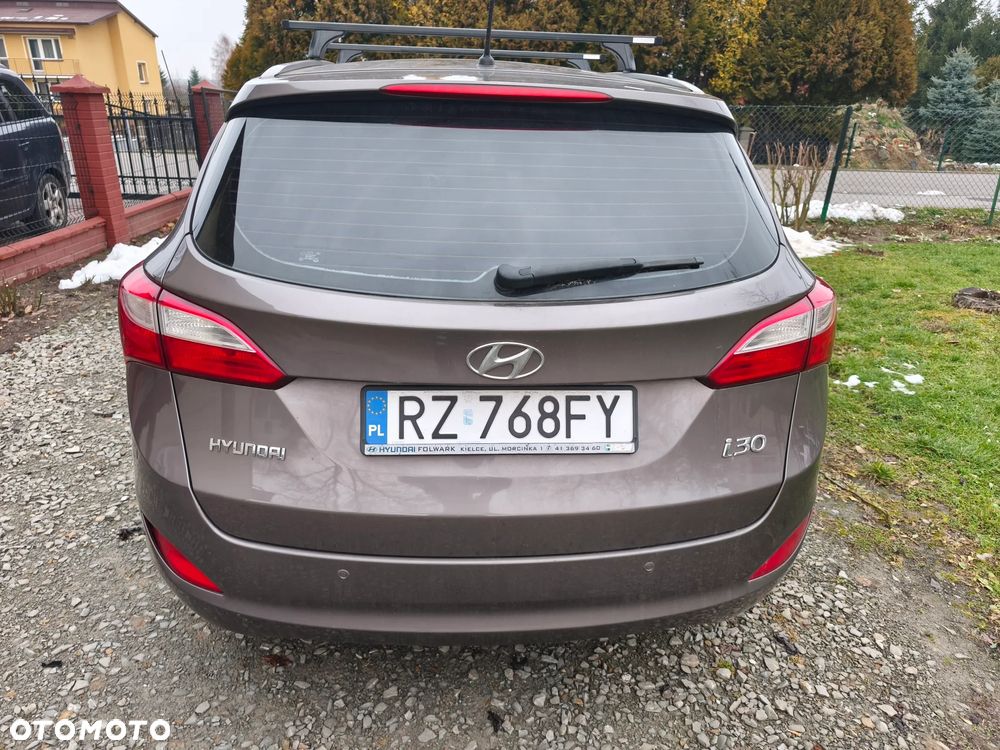 Hyundai i30 1.6 Comfort - 5