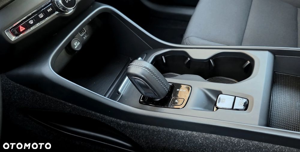 Volvo XC 40 T4 Recharge DKG Inscription Expression - 26