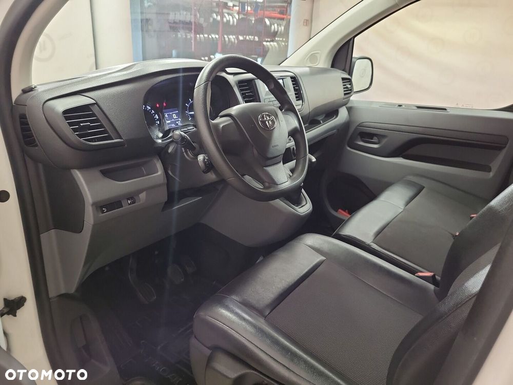 Toyota PROACE - 10