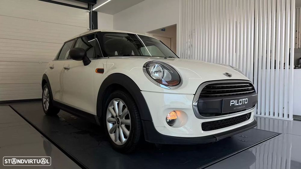 MINI 5 Portas One D - 5