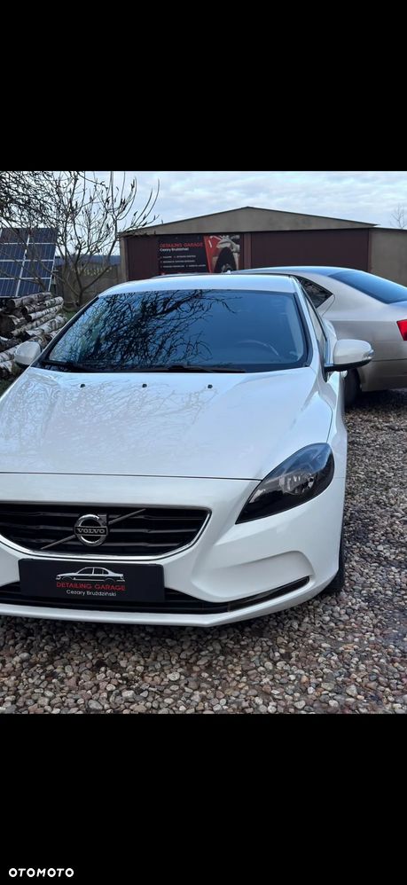 Volvo V40 D3 Momentum - 2