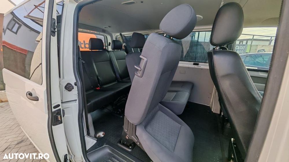 Volkswagen Transporter - 9