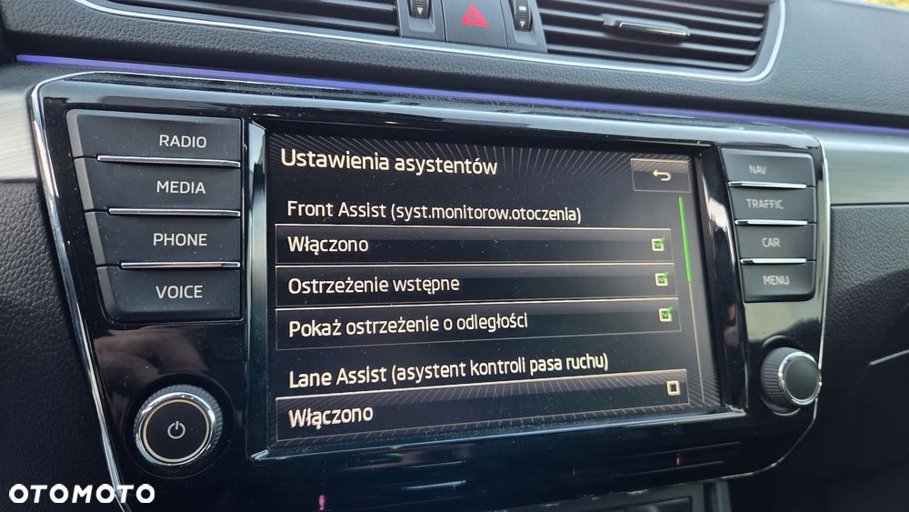 Skoda Superb 2.0 TSI 4x4 DSG SportLine - 25