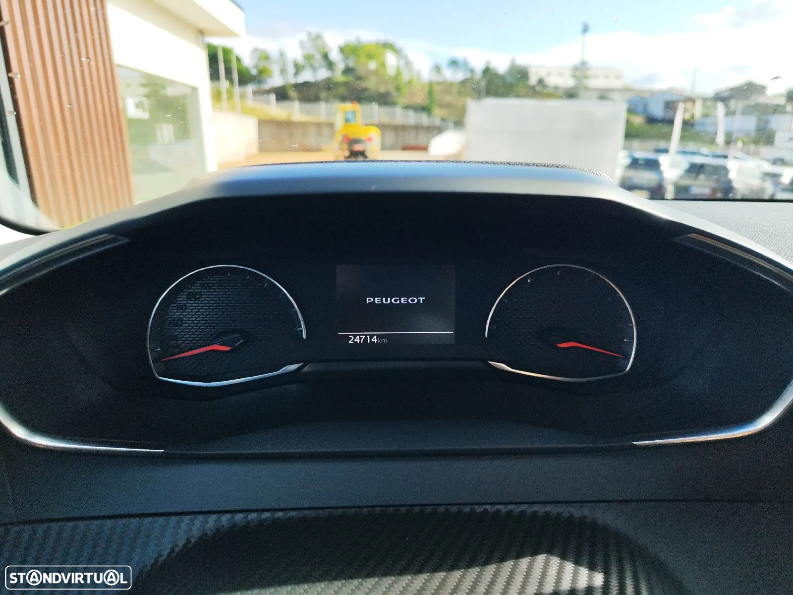 Peugeot 208 1.2 PureTech Active Pack - 12
