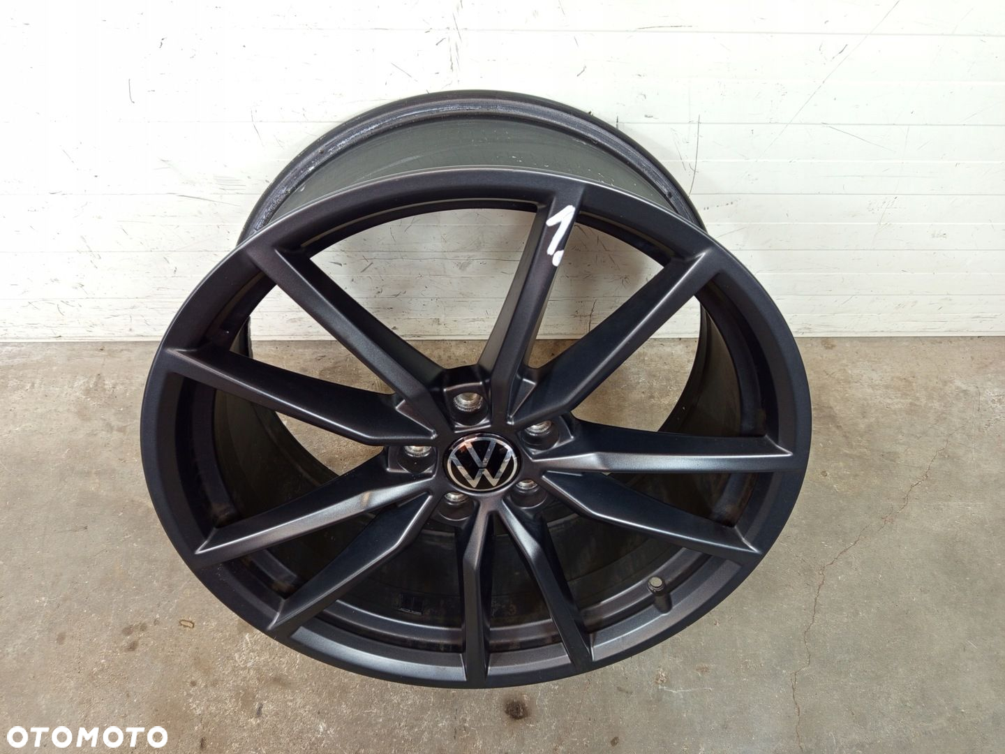 FELGA VW PASSAT 3G 3G0 PRETORIA 3G0601025 BH 19 19 8J ET44 5X112 - 2