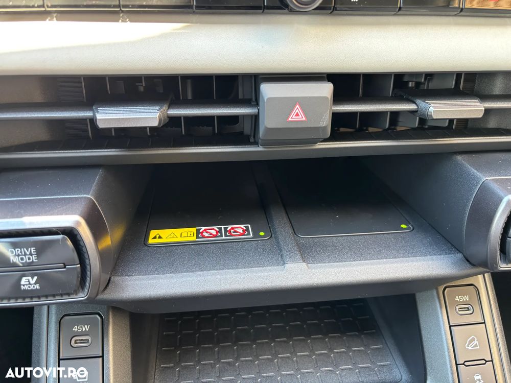 Toyota RAV4 - 24