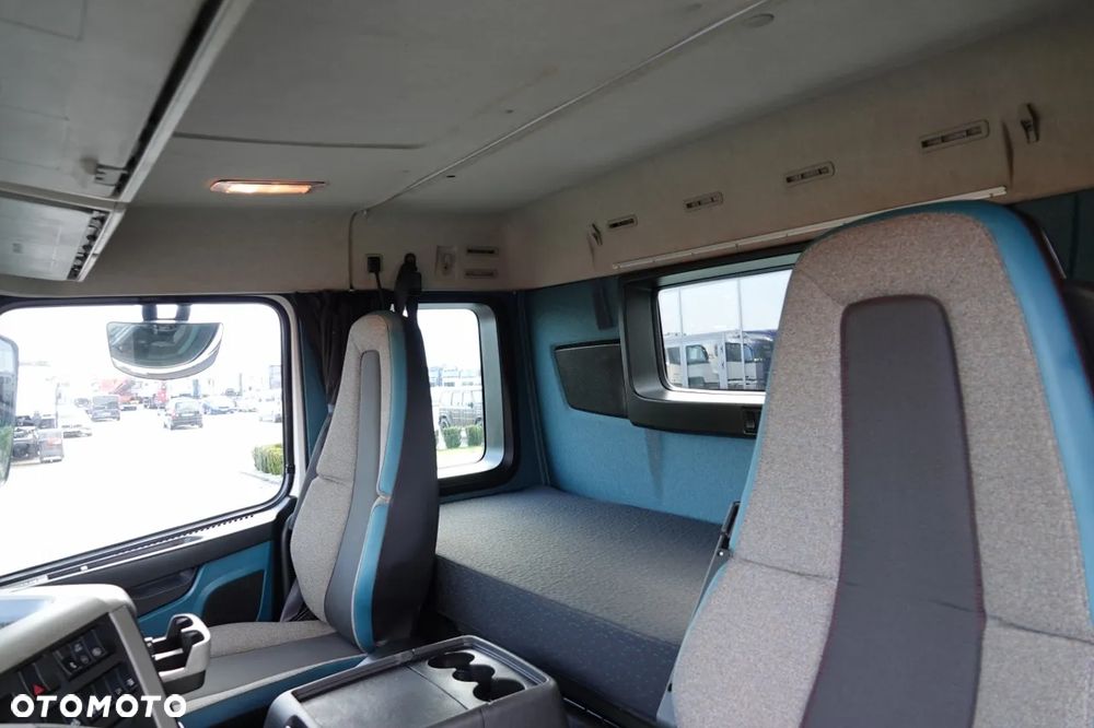 Volvo FM 460 / NISKA KABINA / PO KONTRAKCIE SERWISOWYM / EURO 6 - 25