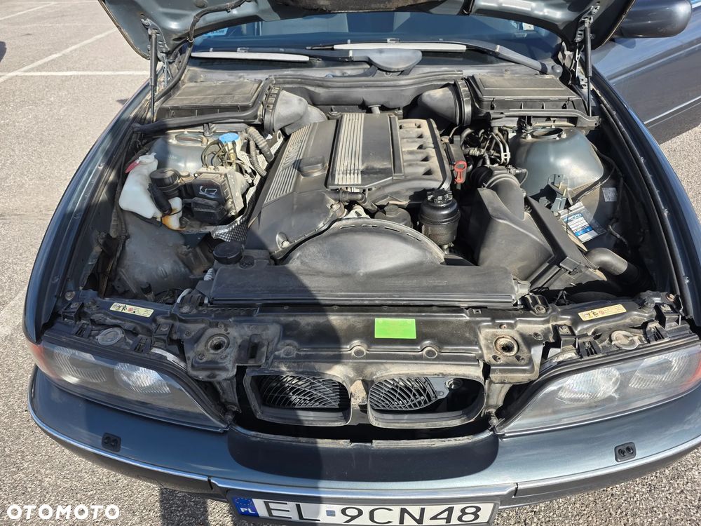 BMW Seria 5 - 16