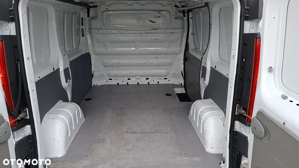 Opel VIVARO - 38