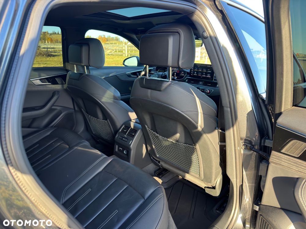 Audi A4 Limousine - 11