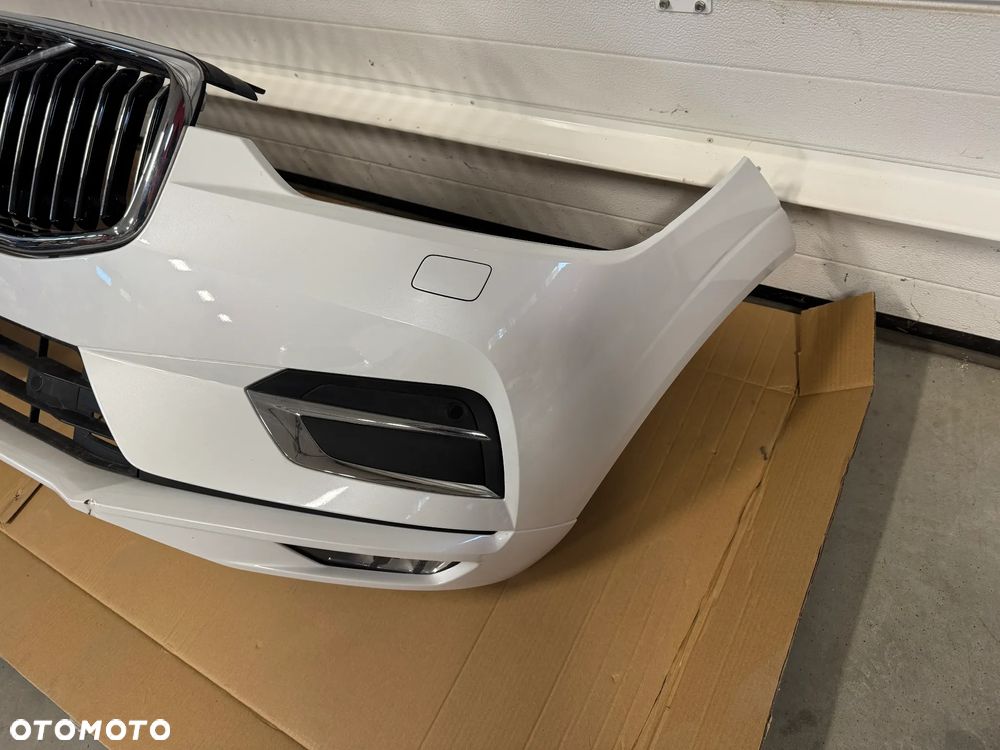 VOLVO XC 60 II ZDERZAK PRZÓD PRZEDNI 4PDC 707 - 5