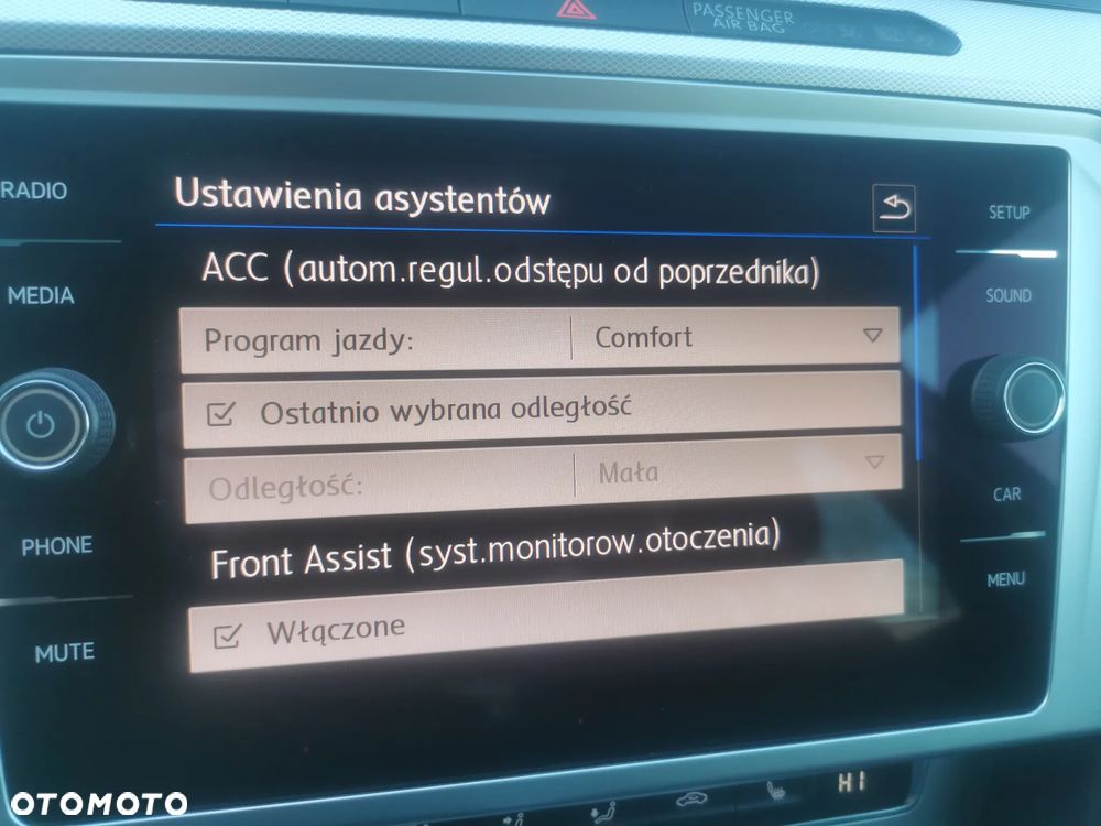 Volkswagen Passat 2.0 TDI SCR DSG Highline - 24