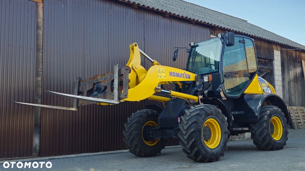 Komatsu WA 100M-6 - 2