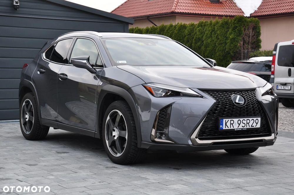 Lexus UX 200 GPF F Sport Design+ 2WD - 6