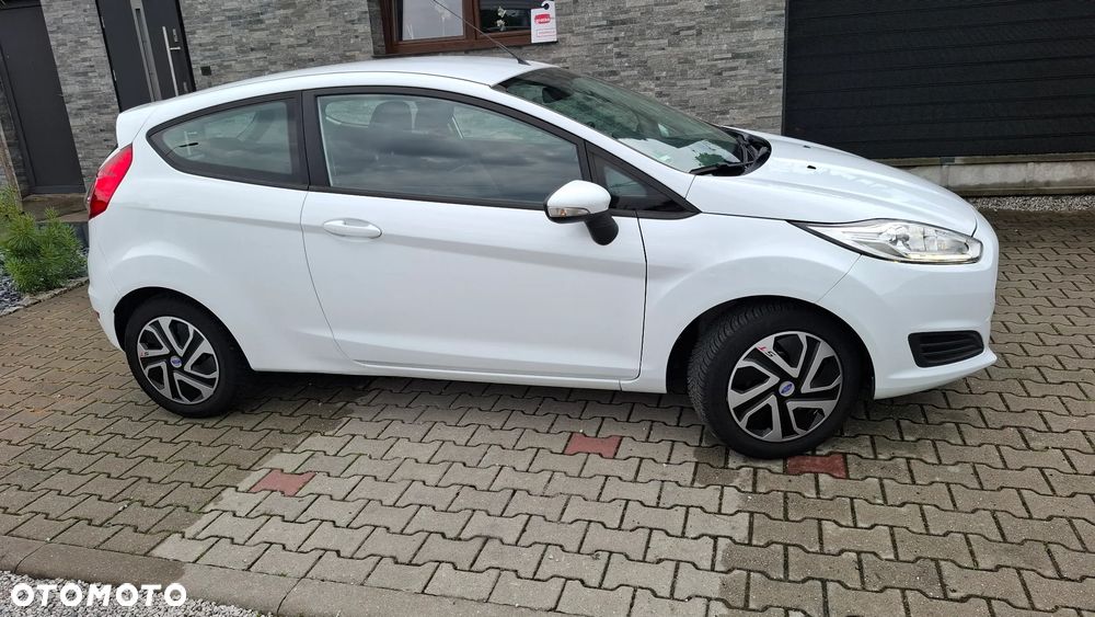 Ford Fiesta 1.25 Ambiente EU5 - 9