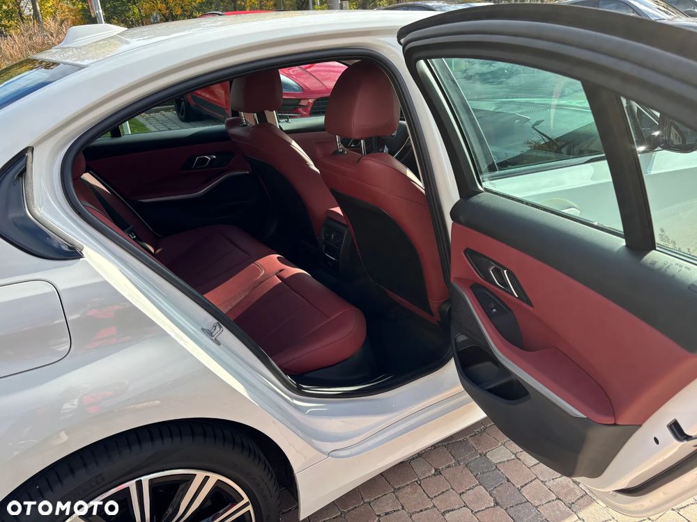 BMW Seria 3 - 11