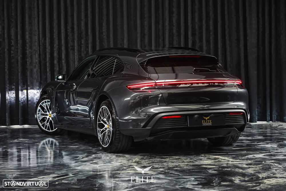 Porsche Taycan Sport Turismo Standard - 9