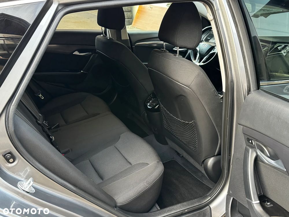 Hyundai i40 1.7 CRDi Comfort + - 15