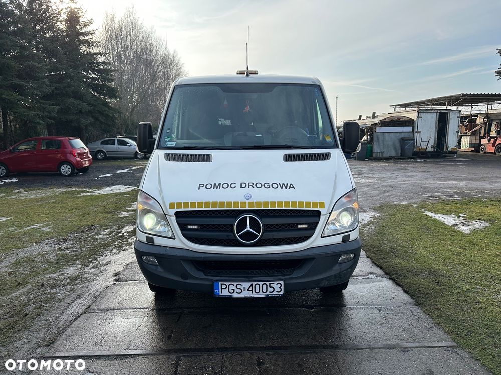 Mercedes-Benz Sprinter - 16