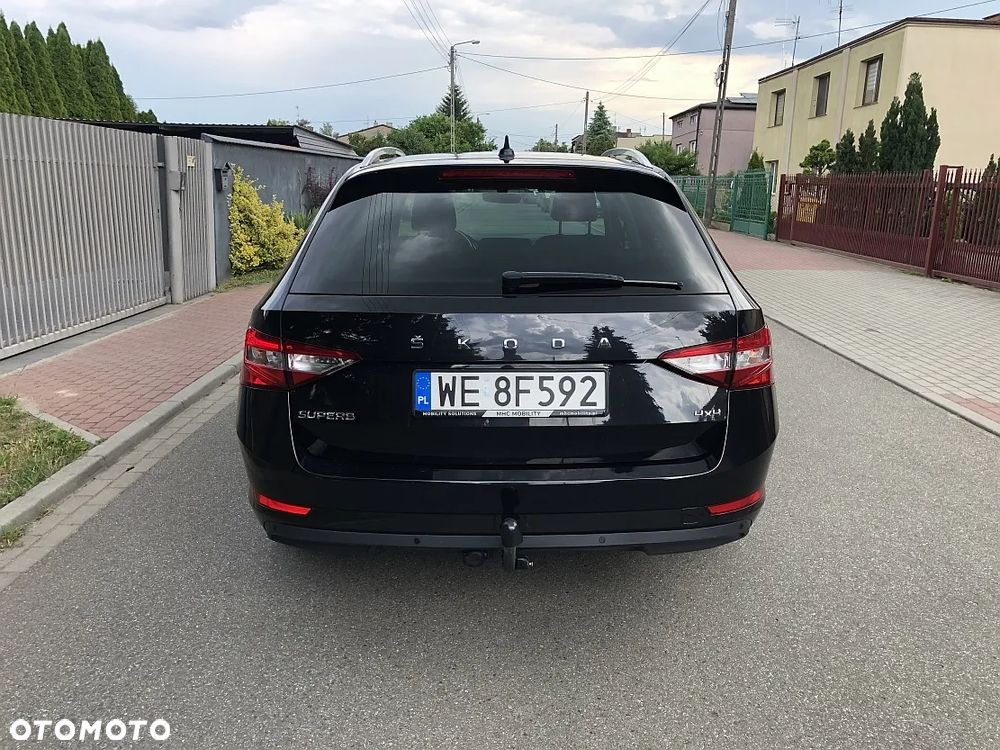 Skoda Superb 2.0 TDI SCR Style DSG - 6