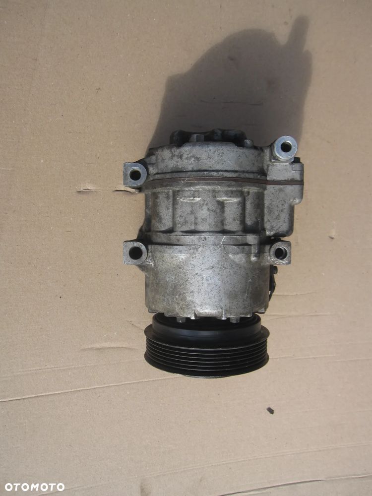 Pompa klimy  sprężarka klimatyzacji JCB 531-70 536-60 535-95 pasek 6pk - 3