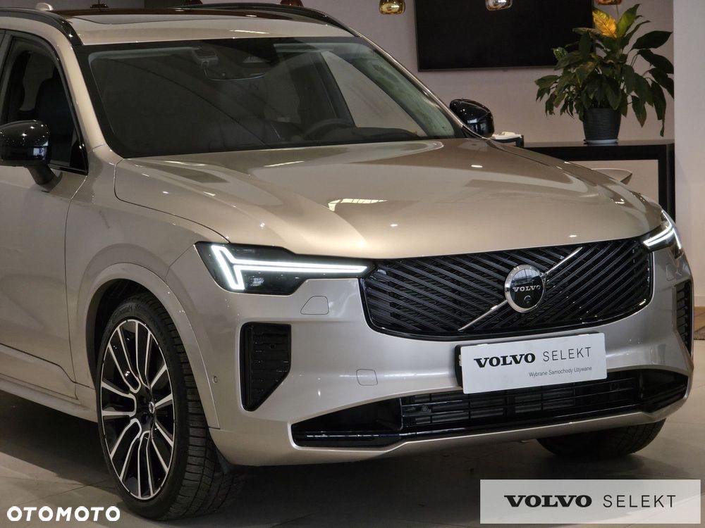 Volvo XC 90 - 6