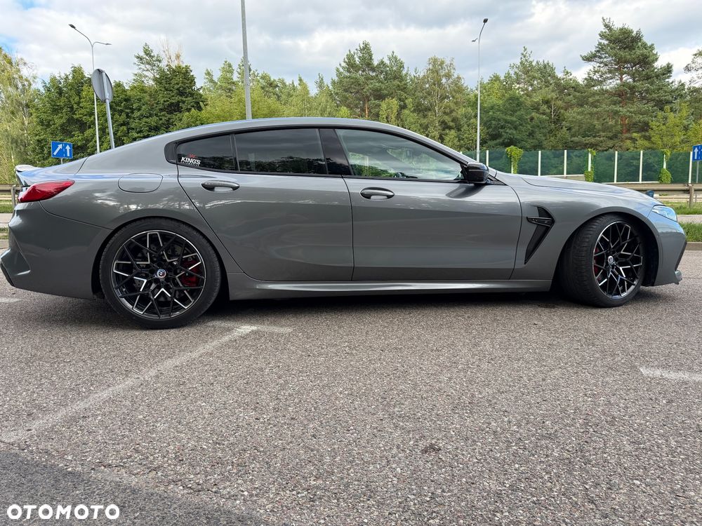 BMW M8 - 8