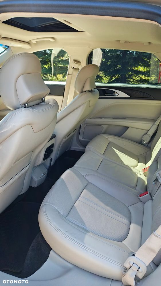 Lincoln MKZ - 16