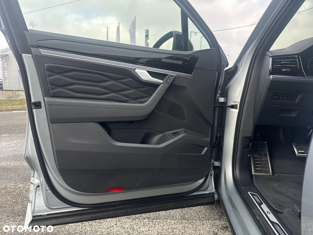 Volkswagen Touareg 3.0 V6 TFSI PHEV 340kW 4Motion R Final Edition - 10