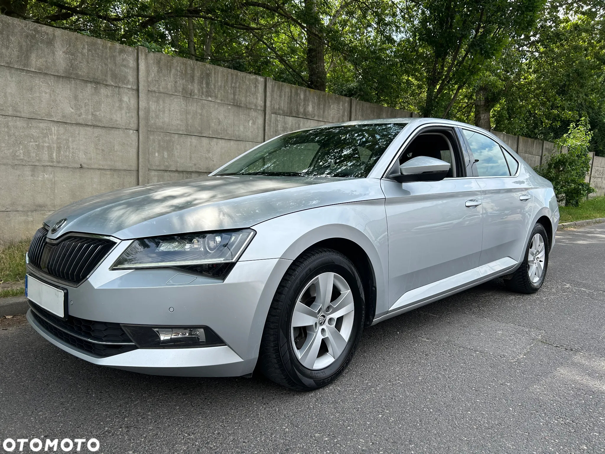 Skoda Superb 1.8 TSI Ambition DSG - 37