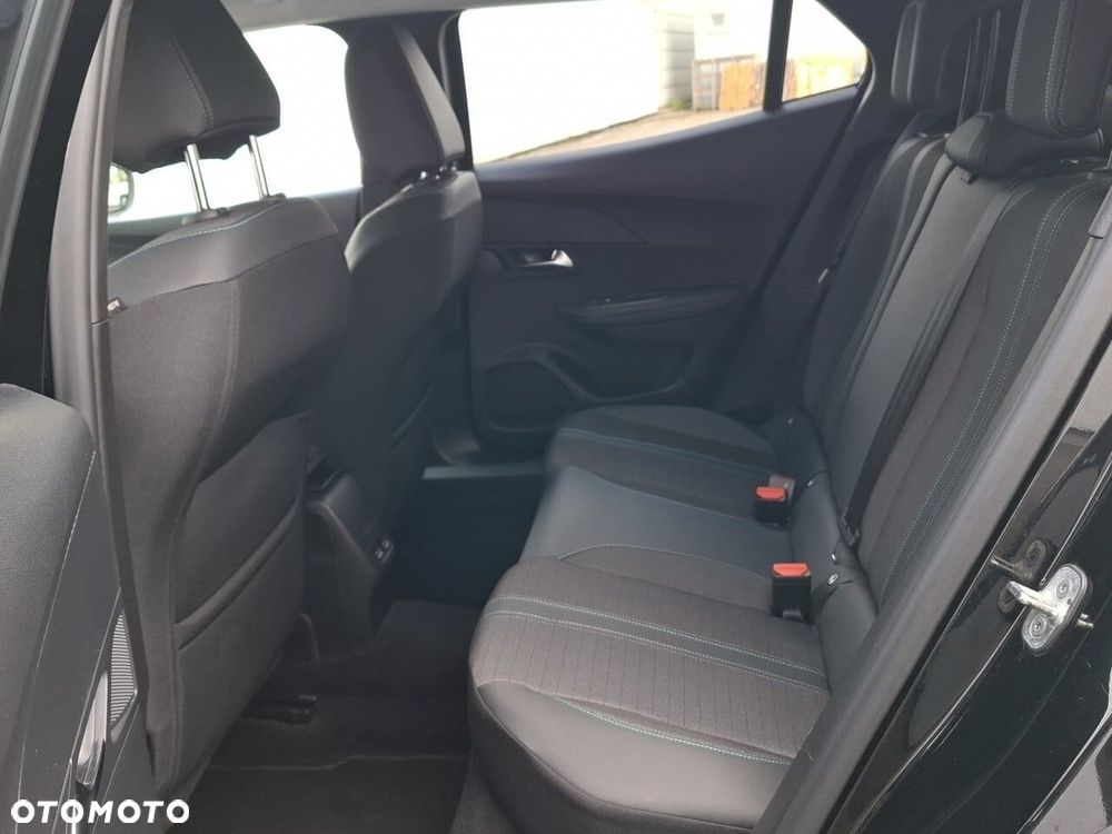Peugeot 2008 1.2 PureTech Allure S&S EAT8 - 13