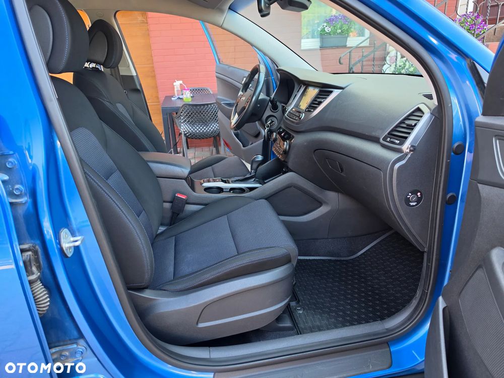 Hyundai Tucson blue 1.7 CRDi 2WD DCT Premium - 15
